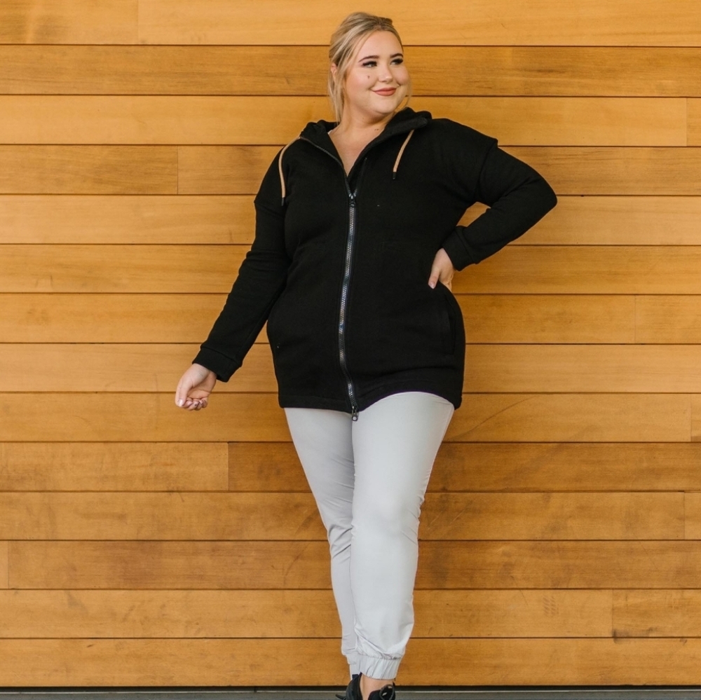 Zyia Black Long Hoodie Sweatshirt